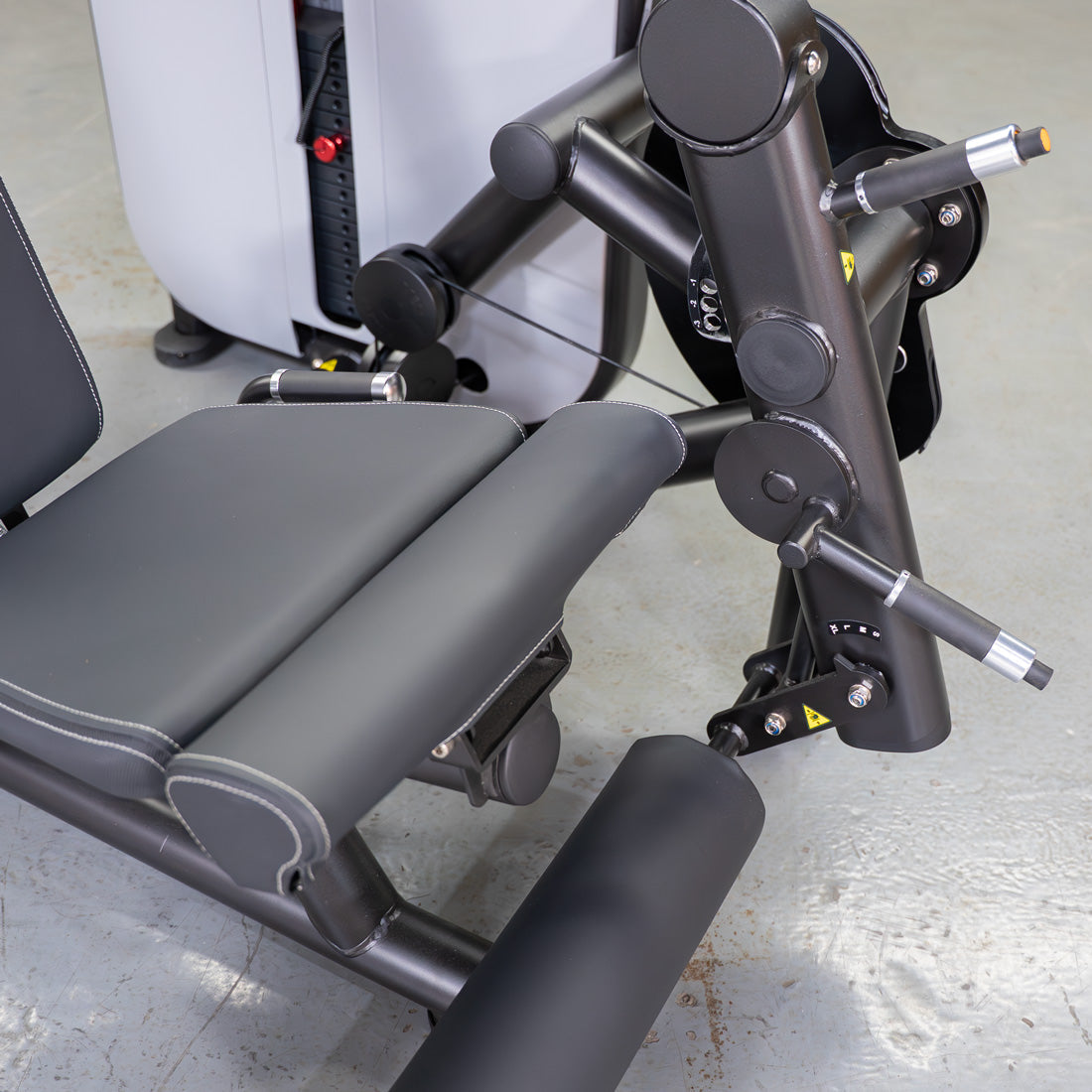 Vogue Leg Extension / Prone Leg Curl Combo | Commercial Gym Equipment | Muscle D