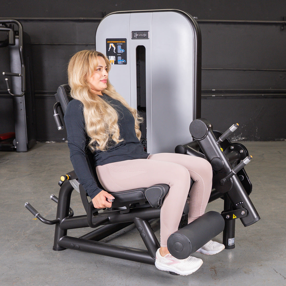 Vogue Leg Extension / Prone Leg Curl Combo | Commercial Gym Equipment | Muscle D
